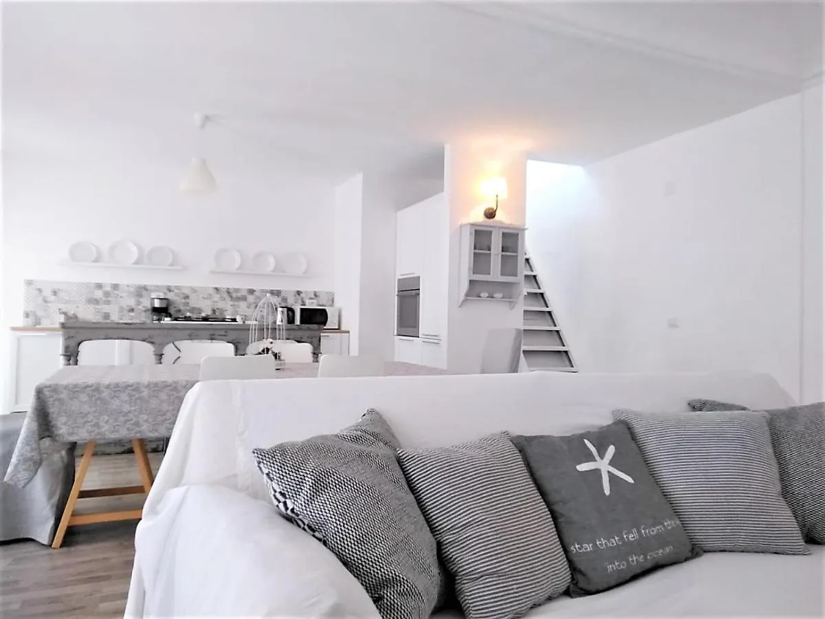 Bianca Cordari House Villa Syracuse